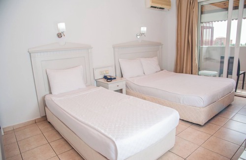 Payallar Hotel | Grand Bahama Beach Hotel