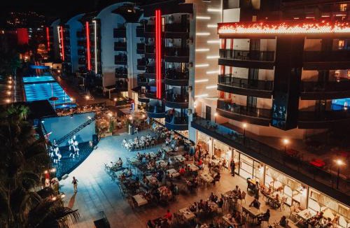 Tosmur Belediyesi Apartment | Grand Uysal Beach & Spa Hotel
