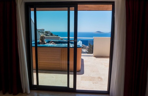 Kalkan Villa | Greenscape 7 bedroom villa, private infinity pool, jacuzzi & stunning sea views
