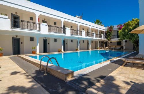 Bitez Hotel | Halikarya Hotel & Restaurant Beach