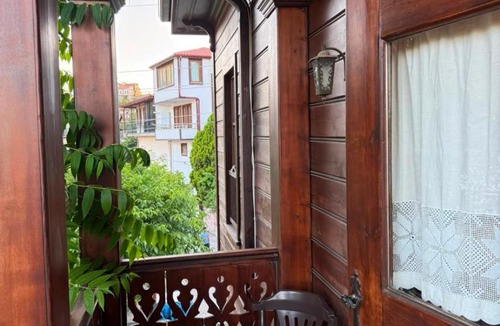 Taraklı Hotel | Hanımeli Konağı