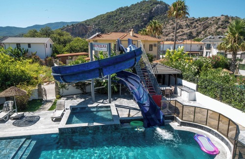 Dalyan City Center Villa | Hankelma 6 Bed Villa All Ensuite,Private Pool,Disabled Accessible,2Mins To Town