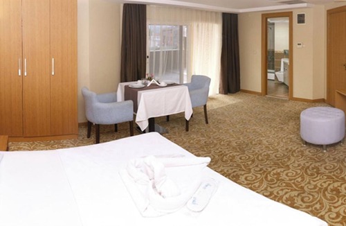 Altinova Bed & Breakfast | HELENAPOLİS OTEL