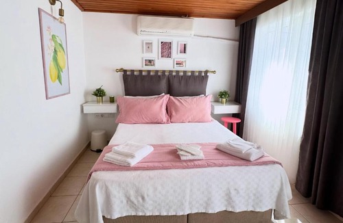 Bozcaada Hotel | Hil Ada 1