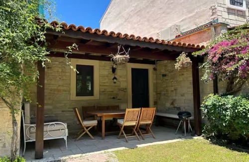 Yenifoca House | Historical Stone House: Peri Palas Fokaia