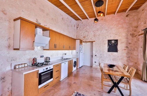 Kas House | Honeymoon Villa with Very Private Pool, & Heated Indoor Pool