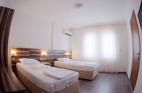 Akyaka City Center Hotel | Hotel Caretta