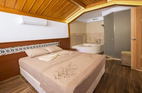 Akyaka Hotel | Hotel Lotus Spa&Sport Akyaka
