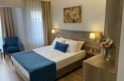 Canakkale Hotel | HOTEL PELİT