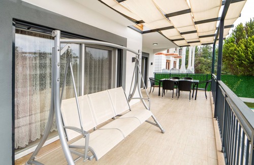Fethiye Villa | Huge Triplex Villa w Pool and Garden in Fethiye