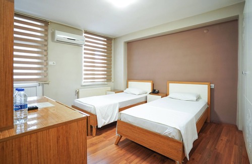 Karesi Hotel | İpek Otel