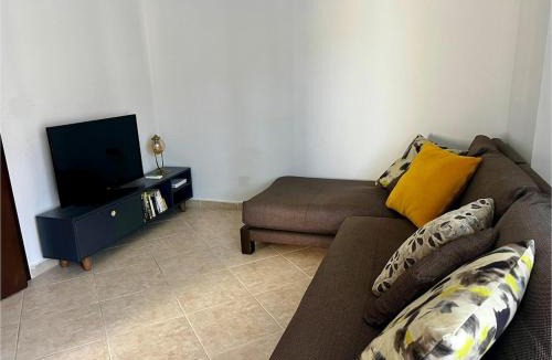 Side Apartment | In a Complex with Pool and Perfect Location