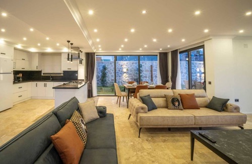 Kalkan Villa | Indulge in Elegance at Villa Onat