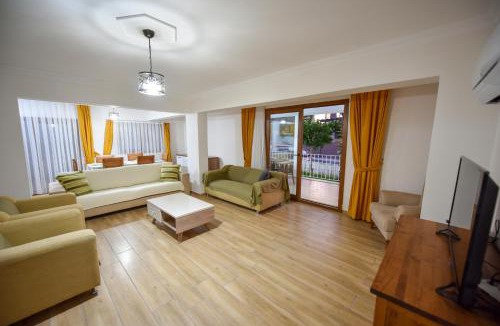 Ciftlik Villa | Infinity Gokkusagı Villa