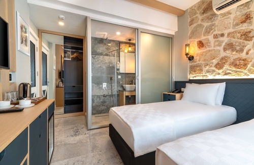 Kas Hotel | Isola12