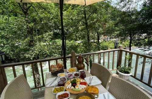 Ayder House | IVA House