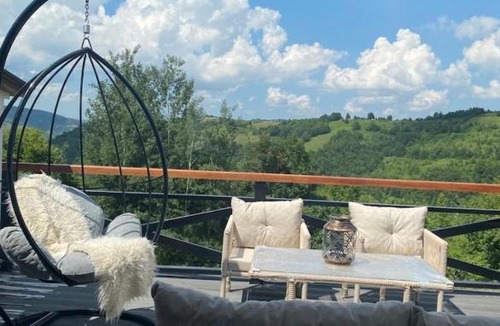 Golcuk Ski Chalet | KÜME DAĞ EVİ