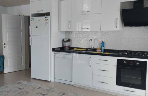 Kas Apartment | Kaş Demir Apart Otel – Merkezi Konumda Konforlu Odalar, Doğayla İç İçe Konaklama