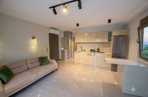 Kas Condo | Kaş Yarımada’da Balkonlu 1+1 Villa