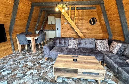 Akcaabat Villa | Kartal Yuvası Tatil Köyü