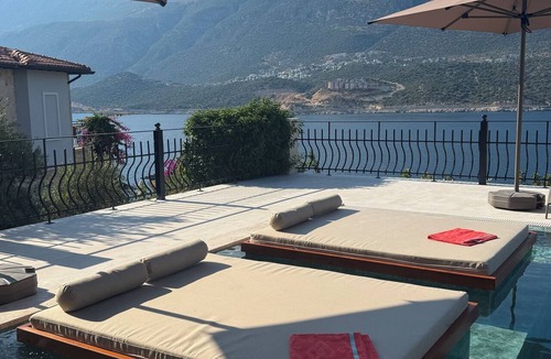 Kas House | Kaş Peninsula Island Seafront Villa
