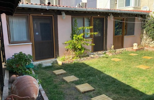 Foca House | Lâ Pansiyon