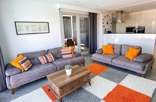 Kadnlar Denizi Mahallesi Apartment | Lavender Poolside D3 – Stunning Seaview Apt with Private Pool & Terrace