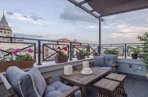 Galata Hotel | Louis Appartements Galata