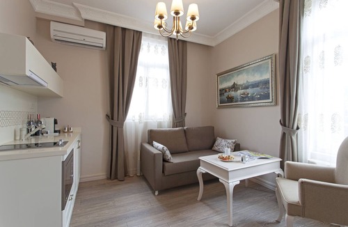 Galata Hotel | Louis Appartements Galata