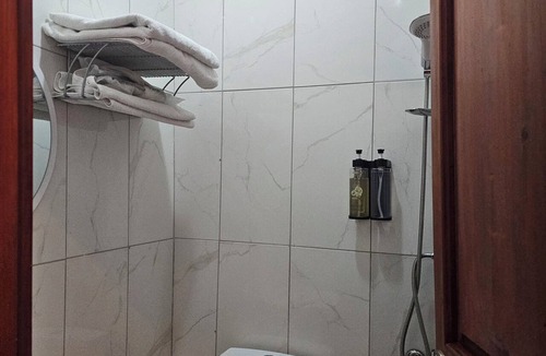 Zeytinbagi House | Lovely 3-bedroom townhome with AC in soothing Zeytinbağı