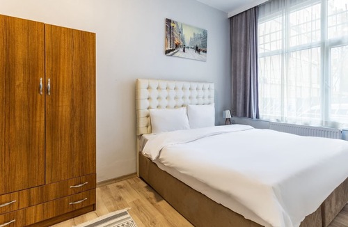 Moda Apartment | Lovely Flat near Shore and Trendy Spots in Kadikoy