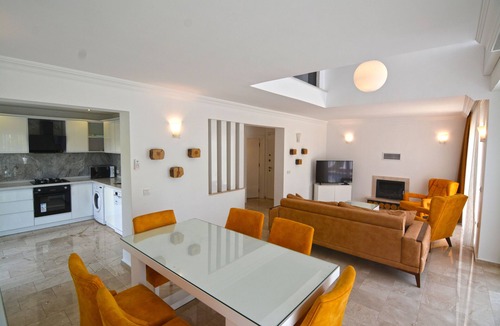 Oludeniz Villa | luxury 3 bedroom city villas in oludeniz for rent with private pool and garden