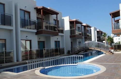 Turgutreis Apartment | Luxury self catering 2 bedroom holiday apartment with swimming pool