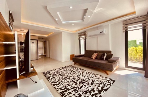 Kadnlar Denizi Mahallesi Villa | Luxury Villa Ada Marin