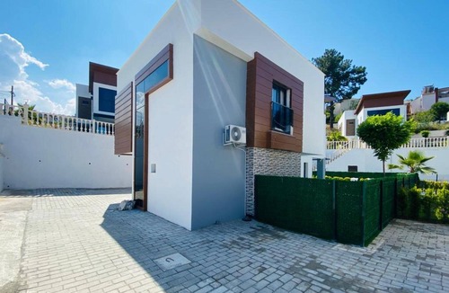 Kadnlar Denizi Mahallesi Villa | Luxury Villa Ada Marin