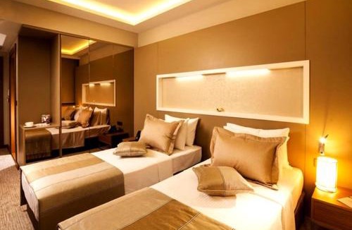 Karsiyaka Hotel | MAJURA HOTEL BUSINESS