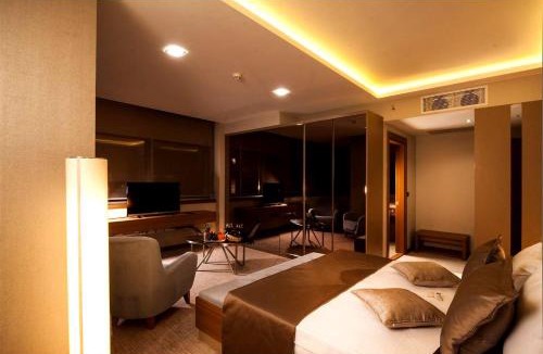 Karsiyaka Hotel | MAJURA HOTEL BUSINESS