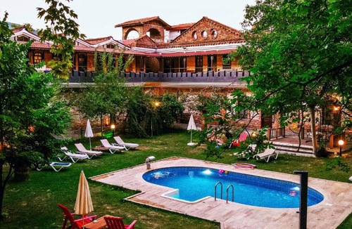 Edremit Hotel | Manastırhan Otel Kazdağları