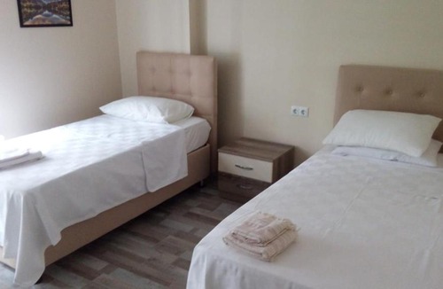 Yomra Apartment | Merkezi konumlu denize ve AVM ye yakın apart daire
