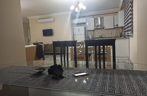 Yomra Apartment | Merkezi konumlu denize ve AVM ye yakın apart daire
