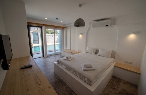 Tokoglu Hotel | Mia Storia Alaçatı Hotel
