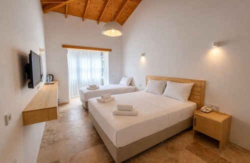 Tokoglu Hotel | Mia Storia Alaçatı Hotel