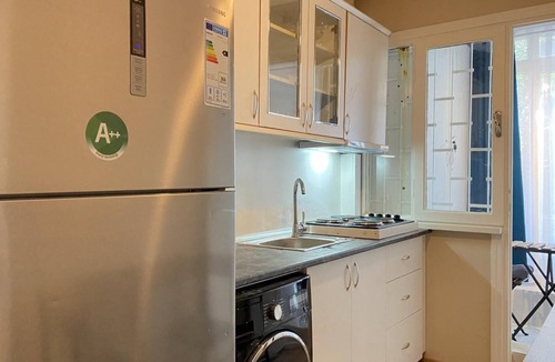 Sisli Apartment | Missafir Chic Flat near Shopping Malls in Sisli