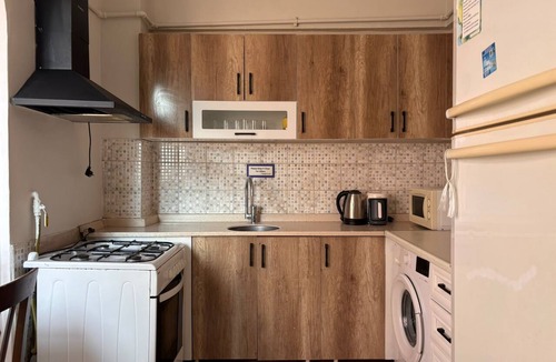 Sisli Apartment | Modern 3BR Near Metro and Cevahir