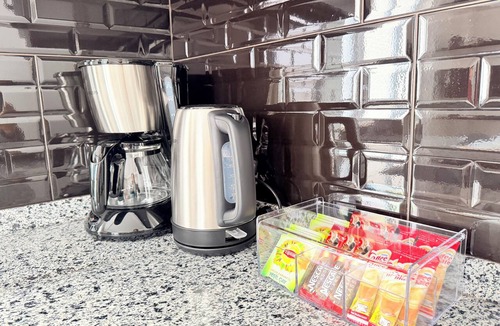 Antalya City Centre Apartment | Modern Central Flat Near Old Town with Fast WiFi 2BR