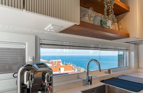 Karaburun Koyu Apartment | Modern Sea View Penthouse with Private Terrace – 20 Min to IST