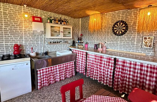 Seferihisar Hotel | Mona Glamping Caravan Suites