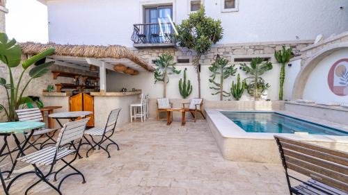 Hacımemis Hotel | Moon Alaçatı adults only