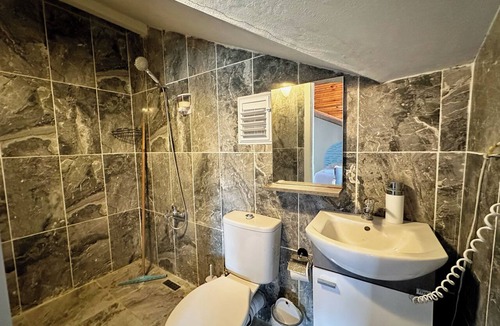 Sefa Camlık House | Moon Pansiyon