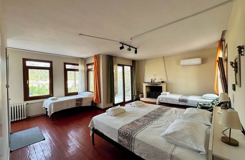 Sefa Camlık House | Moon Pansiyon